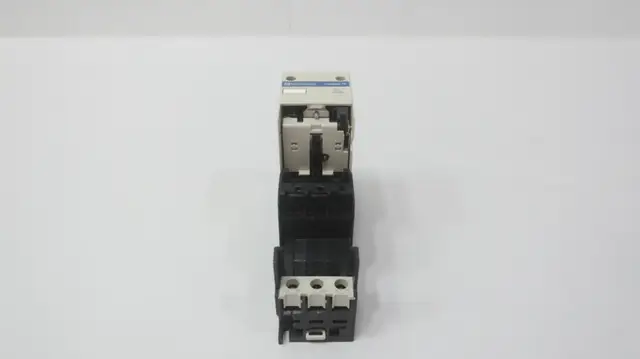 TELEMECANIQUE LD1-LB030 STARTER 18A AMP