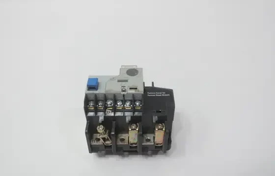 GENERAL ELECTRIC GE CR324CXHS OVERLOAD RELAY 13-27A AMP