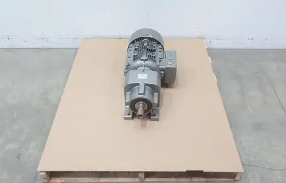 NORD SK672.1-132SP/4 CUS TW GEARMOTOR 262RPM 7.5HP 230/460V-AC 3PH