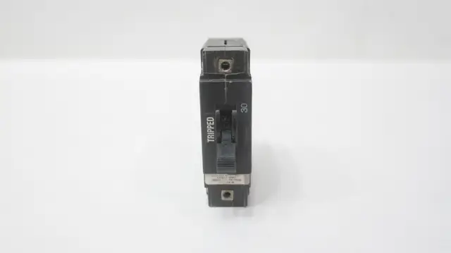 AIRPAX LMLK1-1RLS4-52-30.0-01 MINIATURE CIRCUIT BREAKER 30A AMP 65V-DC 1P