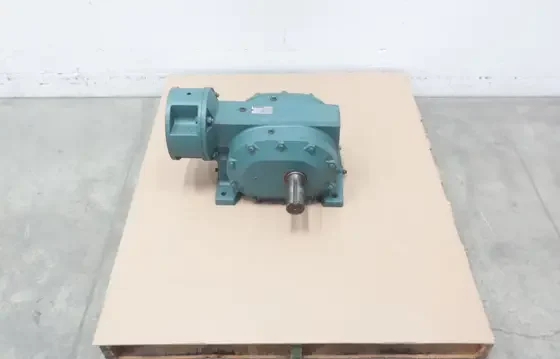 RELIANCE MASTER XL 180CM28A RIGHT ANGLE GEAR DRIVE SPEED REDUCER 5.64HP 50:1