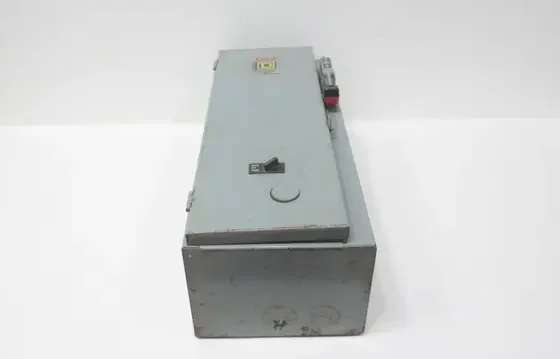 SQUARE D 8538 SCG14 COMBINATION STARTER 460V-AC 575V-AC 10HP