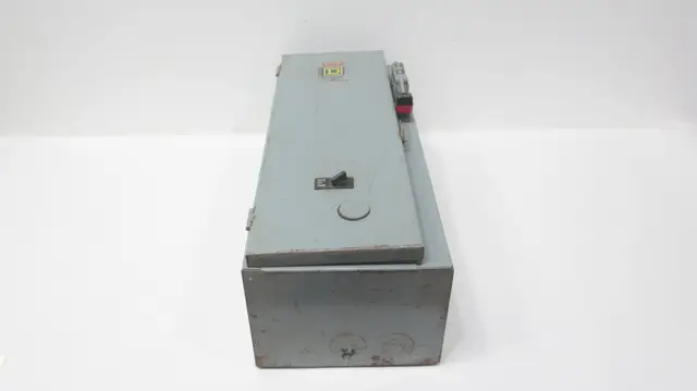 SQUARE D 8538 SCG14 COMBINATION STARTER 460V-AC 575V-AC 10HP