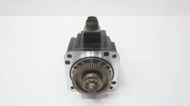 YASKAWA SGMGH-03A2B2C SERVO MOTOR 300W 1000RPM 200V-AC