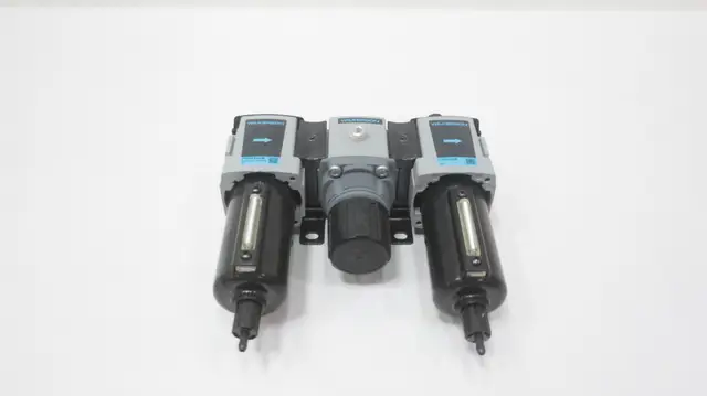 WILKERSON C18-03-FLG0B FILTER, REGULATOR AND LUBRICATOR COMBO 3/8IN 0-125PSI