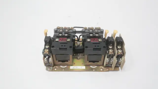 ALLEN BRADLEY 705-AOD REVERSING CONTACTOR 120V-AC