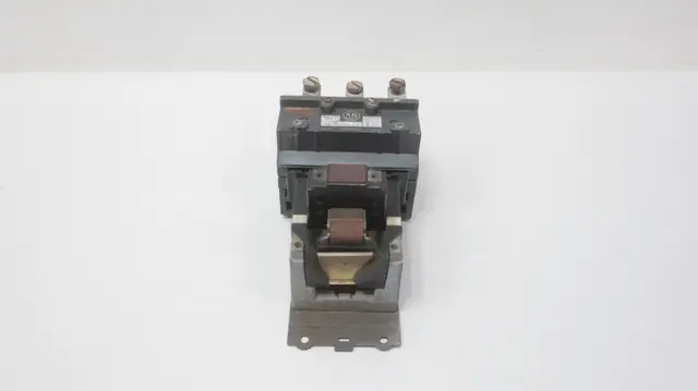 ALLEN BRADLEY 709-COD103 FULL VOLTAGE STARTER SIZE 2 25HP 120V-AC